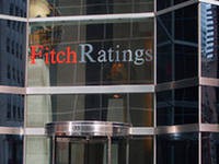 Fitch не планирует понижать рейтинг "Росагролизинга" "BB+"