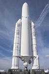 Ракета Ariane 5 стартовала в ночь на четверг с космодрома Куру