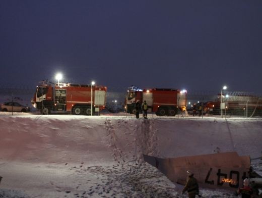 Территория аэропорта "Внуково" полностью очищена от обломков разбившегося самолета