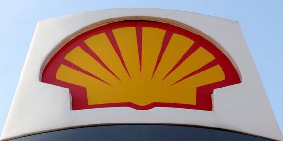 Буровую платформу Shell отбуксировали в порт