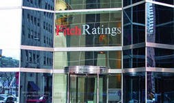 Fitch пересмотрело прогноз по рейтингу ВТБ «BBB»со стабильного до негативного 