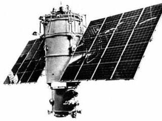 Первый советский метеоспутник "Метеор 1-1" упал в Антарктиде 