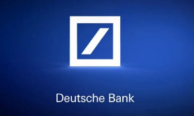 В 2012 году чистая прибыль Deutsche Bank  составила 0,7 млрд. евро