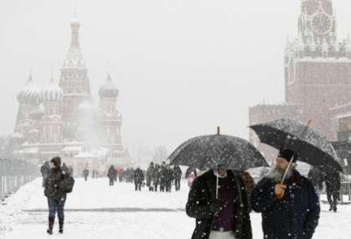 Сегодня в Москве пошел снег