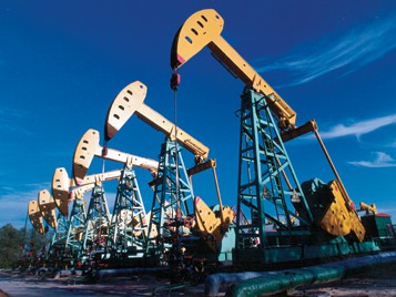 РФ может в 2013 г снизить экспортные пошлины на нефть на 5% 