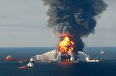 Transocean выплатит  за разлив нефти в Мексиканском заливе $1 млрд