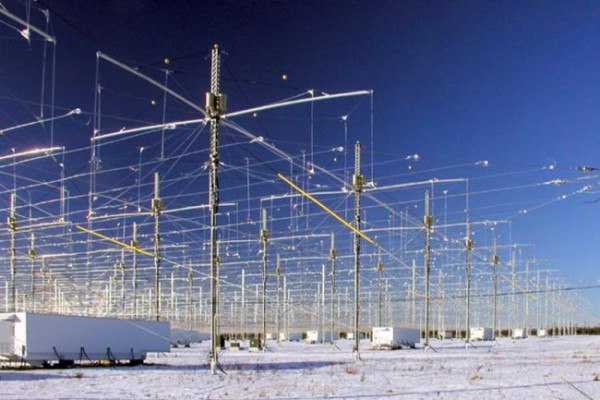 Благодаря установке HAARP в верхней атмосфере создано устойчивое облако плазмы