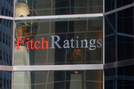 Fitch может понизить рейтинги 3 банков Кипра 