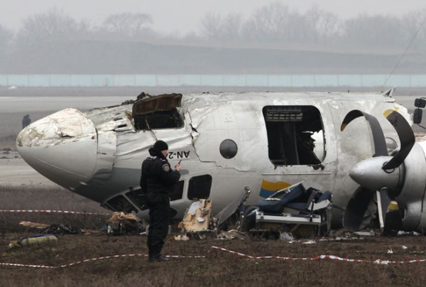 Самолет Ан-24 потерпел крушение под Донецком из-за ошибки экипажа 