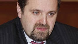 За 2012 год  глава Минприроды РФ Сергей Донской заработал 1,8 миллиона рублей