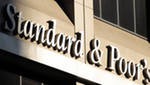 S&P понизило рейтинг ПГК на одну ступень, до "BB+", прогноз негативный