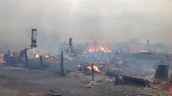 Из-за сильного пожара десятки жителей Иркутского региона остались без жилья