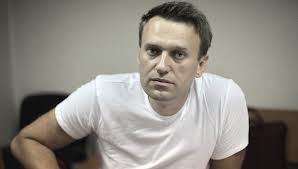 Навального оставили под домашним арестом.