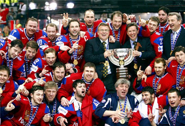 Сборная России по хоккею отправилась на Кубок Карьяла в Швецию