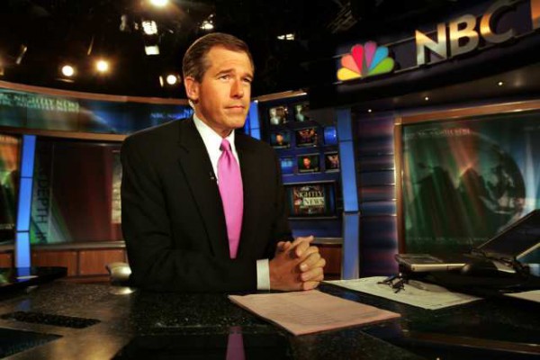 Телеведущий канала NBC отстранен от работы на полгода за ложь в эфире