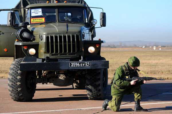 Один полицейский погиб, трое ранены в ходе спецоперации в Дагестане 