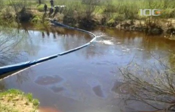 Прокуратура требует возбудить дело по ЧП на нефтепродуктпроводе в Новгородской области