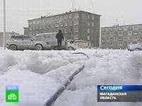 В Магадане отменили занятия в младших классах школ из-за мощного ветра и снегопада