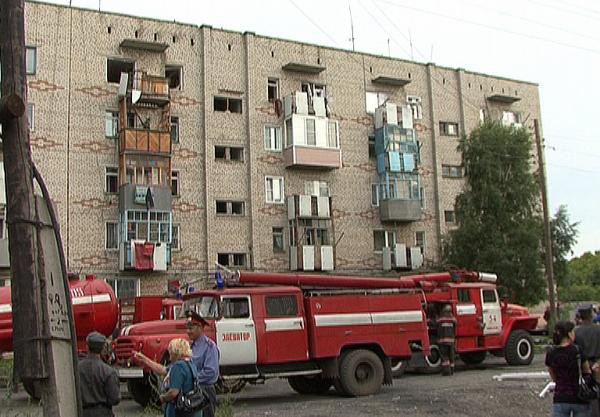 При взрыве газа в Томске десять человек ранены 